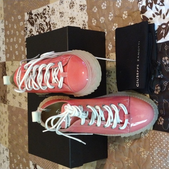 Giuseppe Zanotti Shoes - ❗SOLD❗NWB Giuseppe Zanotti Blabber Sneakers